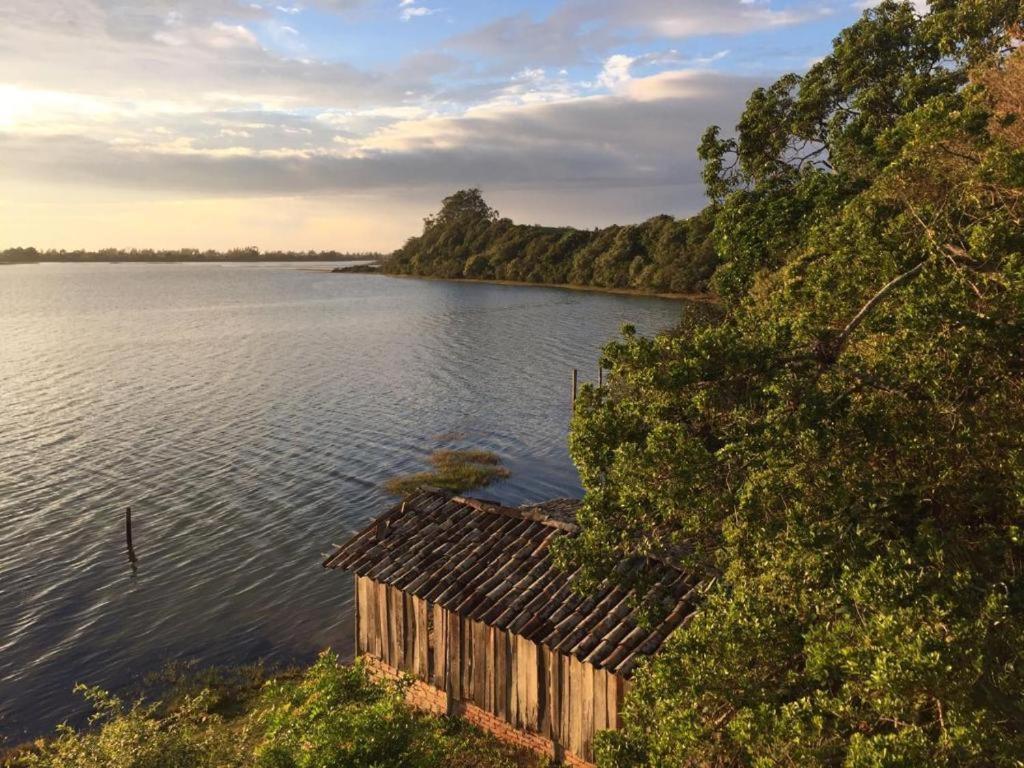 Pousada Biso Finoca Ibiraquera インビトゥバ エクステリア 写真